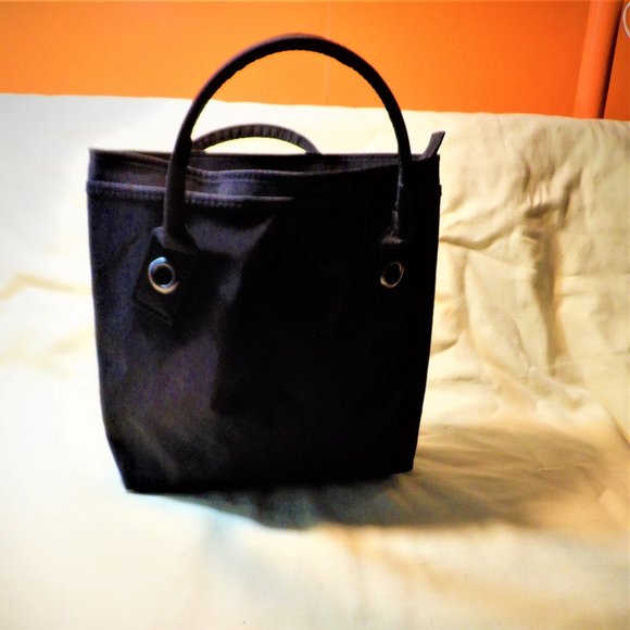 Brand New **** HAND BAG *** - Picture 1 of 2